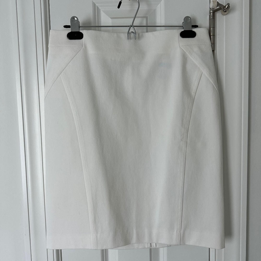 JMcLaughlin,  NEW w/ tag, High waist pencil skirt, "Leslie", Winter White/Size 6